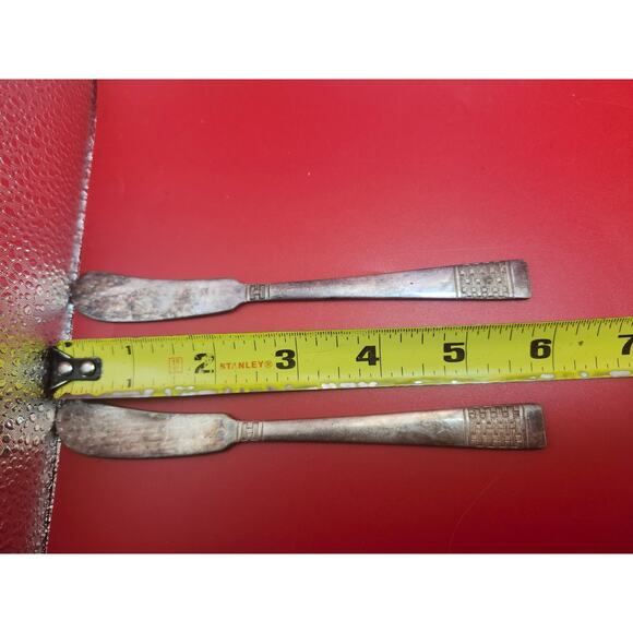 National Silver Co Calvalcade Butter Spreaders Set of 2 Silverplate 5.75" 1946 - Picture 2 of 8
